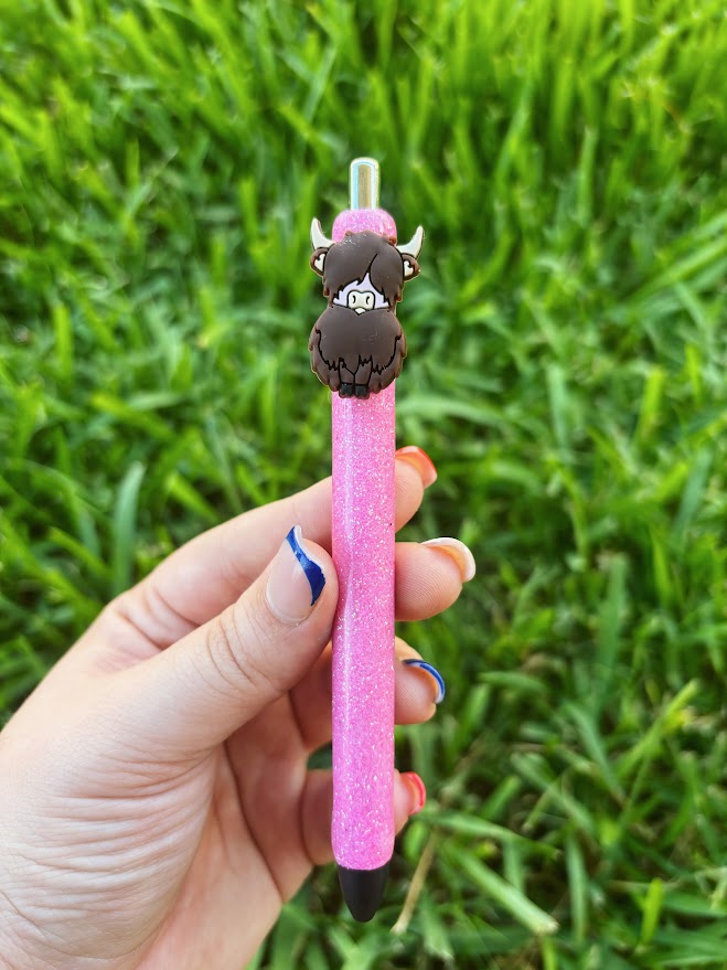 Highland Cow Charm Pen